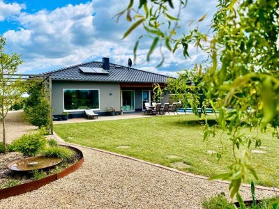 Altlandsberg/Wegendorf! Traumhaus im mit Weitblick - hochwertiger Wohnkomfort - neuwertig!
