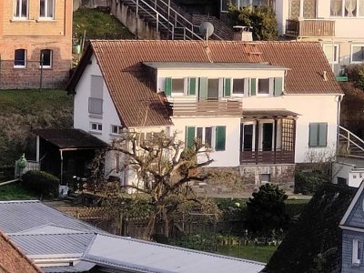 Freistehendes, attraktives Einfamilienhaus mit herrlichem Garten, Garage, in Bad Schwalbach