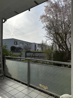 Praktische 2-ZW mit Balkon im Hochparterre | in HG-Dornholzhausen