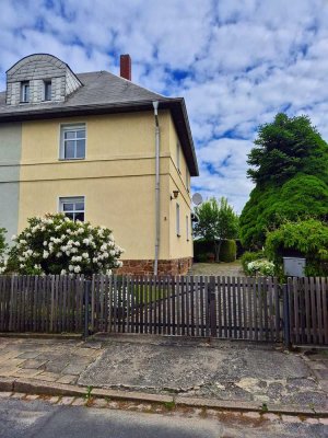Doppelhaushälfte mit Garage in beliebter, ruhiger Wohnlage von Waldheim