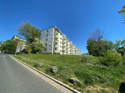 **Schöne, helle 4-Zimmer Wohnung mit tollem Ausblick in der Innenstadt von Plauen**