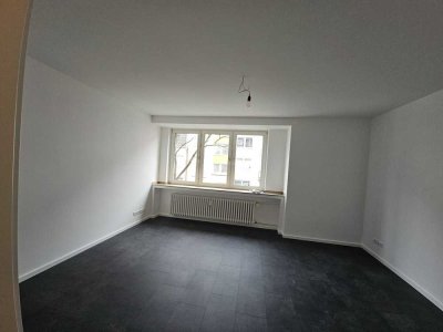 Appartement neu zentral günstig zur Uni und Innenstadt mit kleinem Balkon
