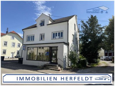 NUR 1.024,- € PRO M2! Günstige Gelegenheit für Ausbau weiter Wohnungen in teilrenovierten MFH!