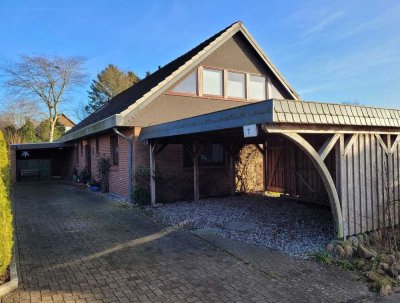 3-Zimmer Dachgeschoß-Wohnung mit Balkon in 23715 Hutzfeld von privat - vollständig modernisiert !