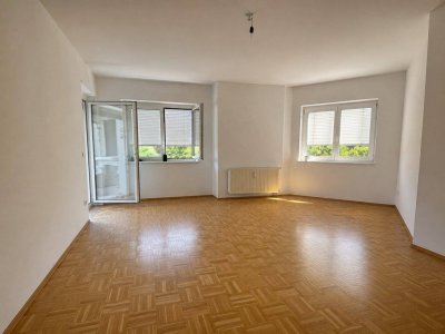 Gepflegte Wohnung mit Südbalkon und vielseitiger Nutzung!