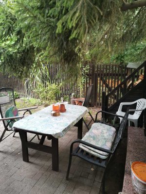 möbliertes Holzhaus mit Garten - direkt an der B87 / Monteurunterkunft