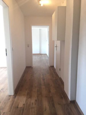 Schöne 3-Zimmer-DG-Wohnung mit Küche in Magdeburg