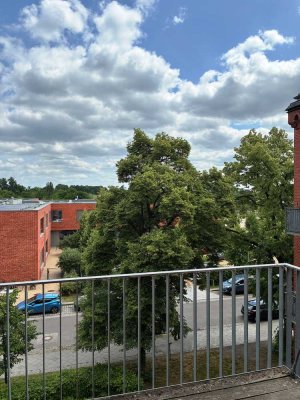 BEZUGSFREI! "Palais Klingelhöffer": Elegante 2-Zimmer-Wohnung mit Balkon