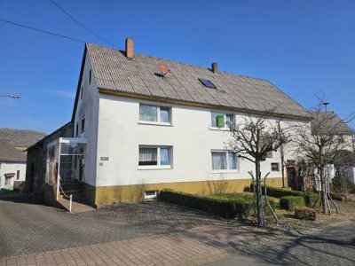 Einfamilienhaus mit Scheune und Gartengrundstück in der Vulkaneifel