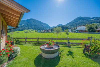 Hotelbetrieb mit Panoramablick in Brixen im Thale