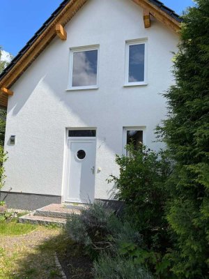 4-Zimmer-Einfamilienhaus mit EBK in Teltow