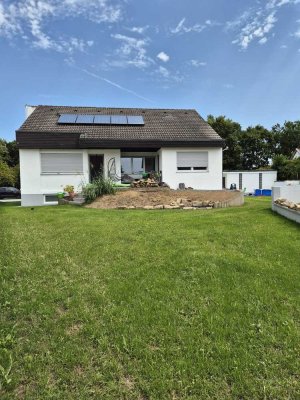 Fläche, Fläche, Fläche: komplett saniertes EFH mit Garten