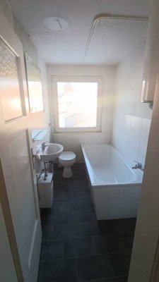 ca. 100m² | 4 Schlafzimmer | Wannenbad mit Fenster