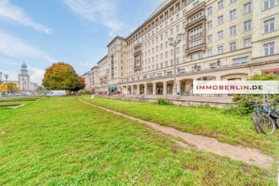 IMMOBERLIN.DE - Stilvoll saniert! Sehr angenehme Altbauwohnung mit Lift in Trendlage nahe Boxhagener