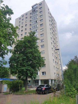 PROVISIONSFREI – vermietete 3-Zimmer-Wohnung mit Balkon, im 4. OG eines Mehrfamilienhauses