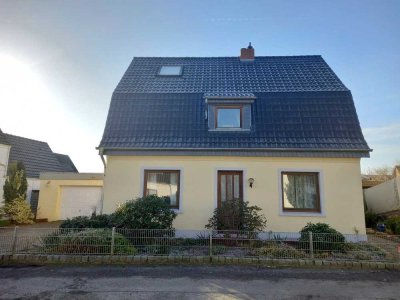 Blumenthal: charmantes Einfamilienhaus mit schönem Garten