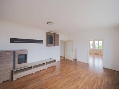 Helle 2-Zimmer-Mietwohnung mit Stellplatz – zentral und ruhig in Wiener Neustadt – Nähe Bahnhof!
