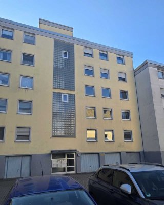 Attraktive 4,5-Zimmer Wohnung im 2. OG mit Balkon in Bochum-Westenfeld