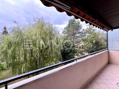 Exklusive 3,5-Zimmer-Wohnung mit Aufzug, Balkon und Einzelgarage