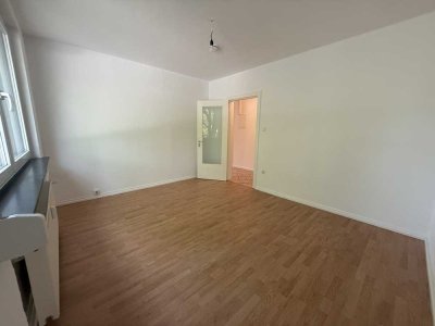 Vollständig renovierte 2-Zimmer-Wohnung mit Balkon in Hamburg