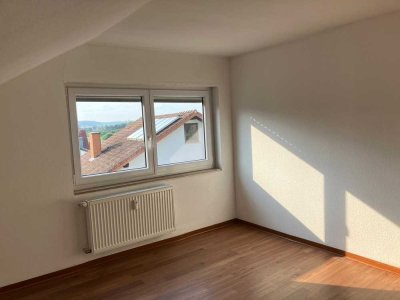 Schöne 3-Zimmer-Dachgeschosswohnung in Dittigheim