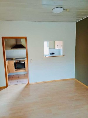Attraktive 3-Zimmer-Maisonette-Wohnung in Kleinkahl