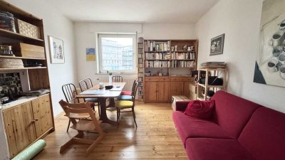 Erlenstegen ! Helle charmante, gemütliche 3-ZW, 64 m², Holzdielenböden, Gartenmitbenutzung, 2.OG ohn