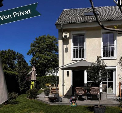 Modernes Haus mit idyllischen Garten in ruhiger und zentraler Lage