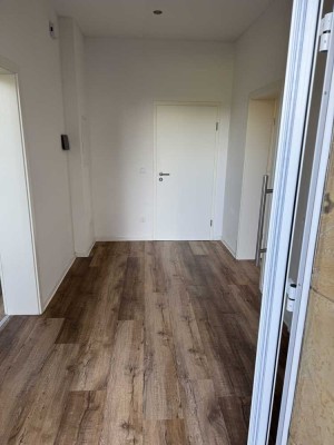 Helle 2-Zimmer Wohnung mit Gartenmitbenutzung in Halle (Westfalen)