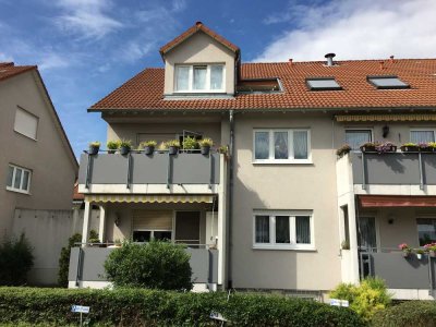 Schöne 3-Zimmer-Wohnung mit Loggia, DP-Garage und Stellplatz in Plankstadt von privat an privat
