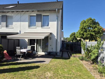 Neuwertiges, gepflegtes Reihenendhaus mit stilvollem Garten in guter Lage von Rheinzabern