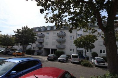 Top 2-Zimmer-Wohnung mit voll ausgesatteter Einbauküche in Mannheim-Niederfeld