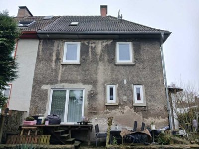 Doppelhaushälfte mit schönem Garten in Mülheim-Heimaterde