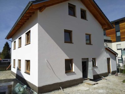 Neubau 2-Raum-DG-Wohnung mit Balkon in Mühldorf a.Inn