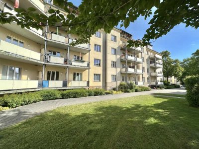 Beschauliche 2-Zimmer-Wohnung mit Balkon und Aufzug nahe der Elbe