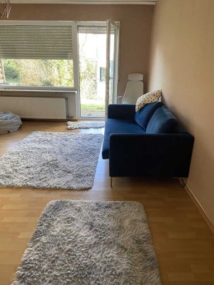 Erstbezug nach Sanierung: Moderne 2-Zimmer-Wohnung mit Terrasse & Parkplatz in Bestlage
