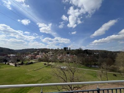 NEUBAU Erstklassige 4 Zimmer- Maisonette- Wohnung mit herrlicher Aussicht und geh. Innenausstattung