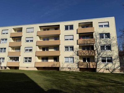 Flexible 3–4 Zimmer Wohnung mit Loggia und Tiefgaragenstellplatz in Augsburg-Haunstetten