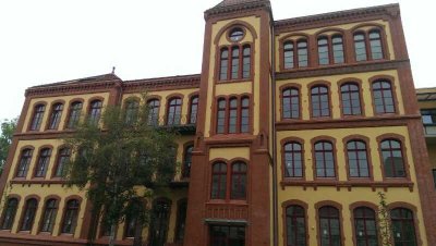 Schicke 1 Zimmer Loftwohnung in Stadtfeld