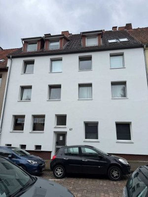 Helle 2,5-Zimmer-Wohnung mit Balkon in Hamburg