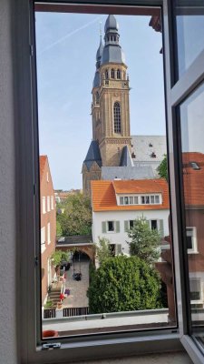 Schöne Dachgeschosswohnung über den Dächern von Speyer