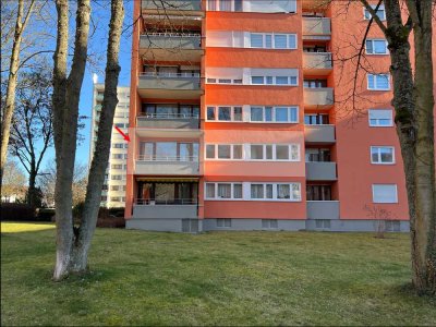 **Gut geschnittene 3-Zimmer-Whg. mit 2 Balkonen und Garage**Sindelfingen-Maichingen