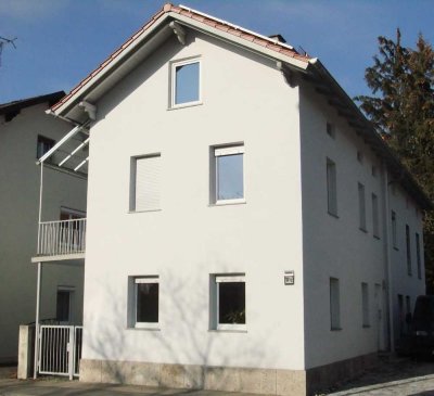 Luxuriöse Doppelhaushälften mit gehobener Innenausstattung oder Investmentobjekt in Altötting