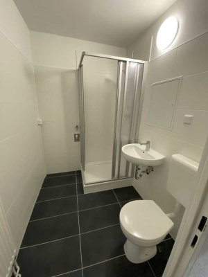 Modern & Stilvoll – 2-Zimmer-Wohnung im Erdgeschoss mit Einbauküche