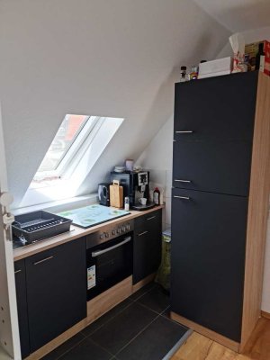 Hell sanierte Dachgeschoß Wohnung im Zentrum von Göppingen