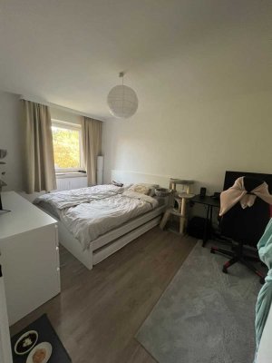 Mieterfreie & renovierte 3-Zimmerwohnung in bahnhofsnaher Lage - Provisionsfrei