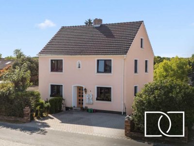 Idyllisches Reitanwesen! Zweifamilienhaus mit Offenstall, Reitplatz und Nebengebäuden