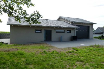 Bungalow incl Grundstück bezugsfertig. In Jucken nahe Grenze zu Luxemburg