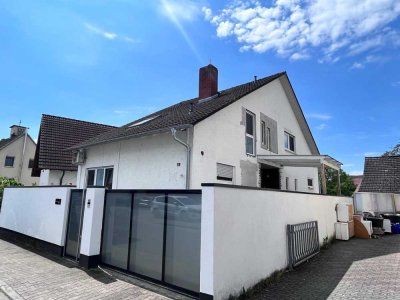 Einfamilienhaus mit der Option einer Einliegerwohnung im Keller (Erbpachtgrundstück)
