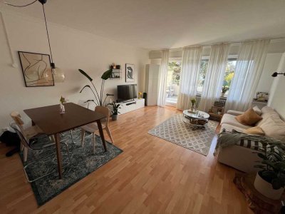 Charmante Zwei-Zimmer-Wohnung mit großzügigem Balkon und Küche – 5 Min zum Bunten Garten!